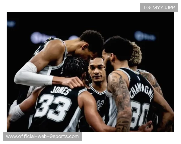 福克斯布克意外落选西部全明星引发后场竞争热议